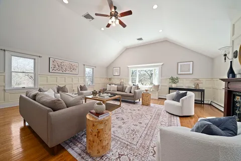 $1,990,000 | 20 Blossom Street, Lexington, MA 02421