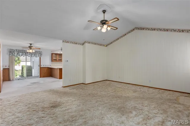 $195,000 | 14 Ridge Drive, Litchfield, IL 62056