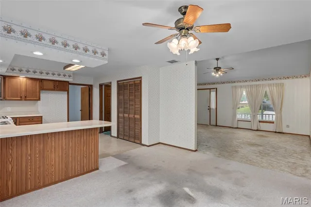 $195,000 | 14 Ridge Drive, Litchfield, IL 62056