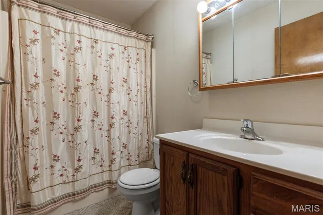 $195,000 | 14 Ridge Drive, Litchfield, IL 62056