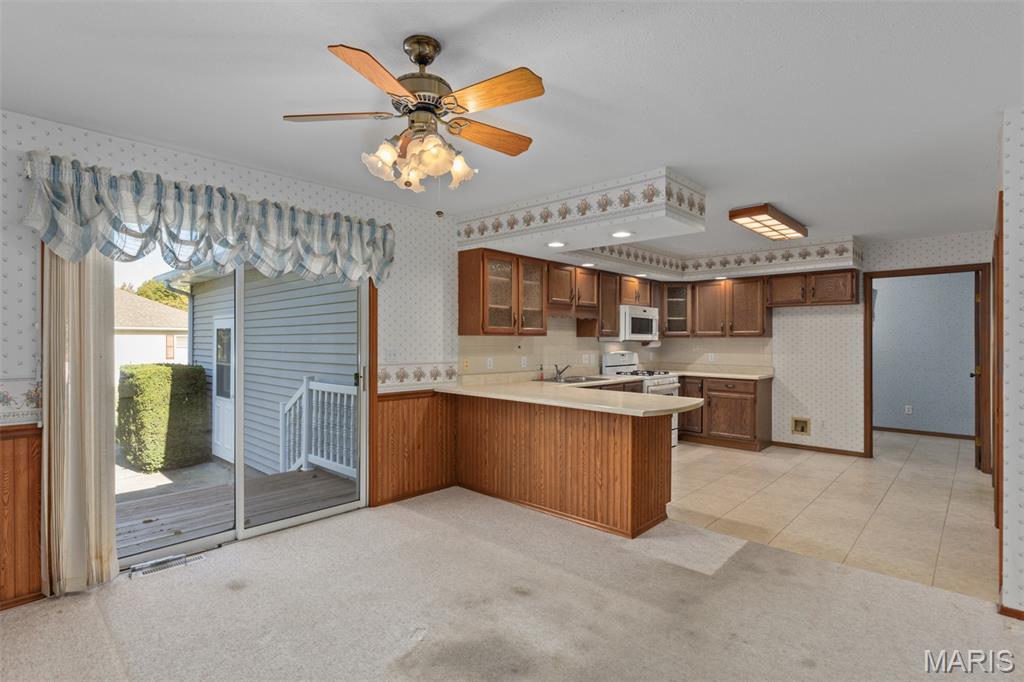 14 Ridge Drive Litchfield, IL 62056 - Photo 4 of 31 Gallery Image 4