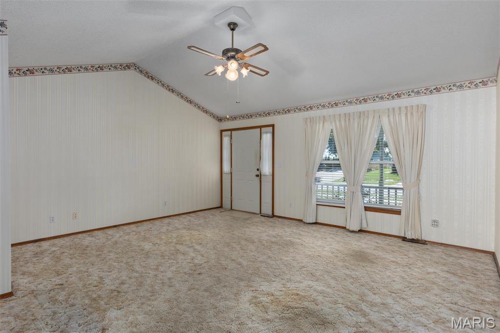 14 Ridge Drive Litchfield, IL 62056 - Photo 5 of 31 Gallery Image 5