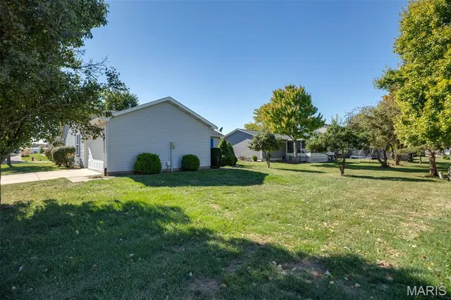 $195,000 | 14 Ridge Drive, Litchfield, IL 62056
