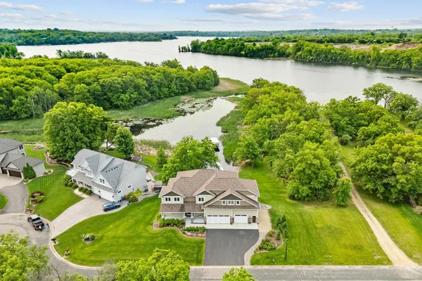 $1,950,000 | 18928 Katrine Court, Lakeville, MN 55044