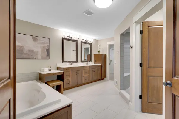 $1,950,000 | 18928 Katrine Court, Lakeville, MN 55044