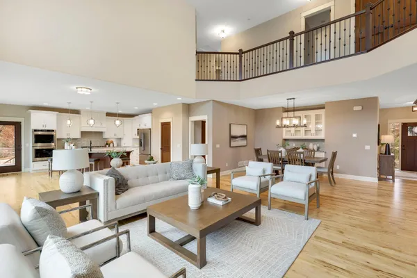 $1,950,000 | 18928 Katrine Court, Lakeville, MN 55044