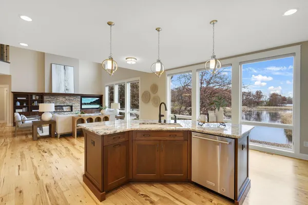 $1,950,000 | 18928 Katrine Court, Lakeville, MN 55044