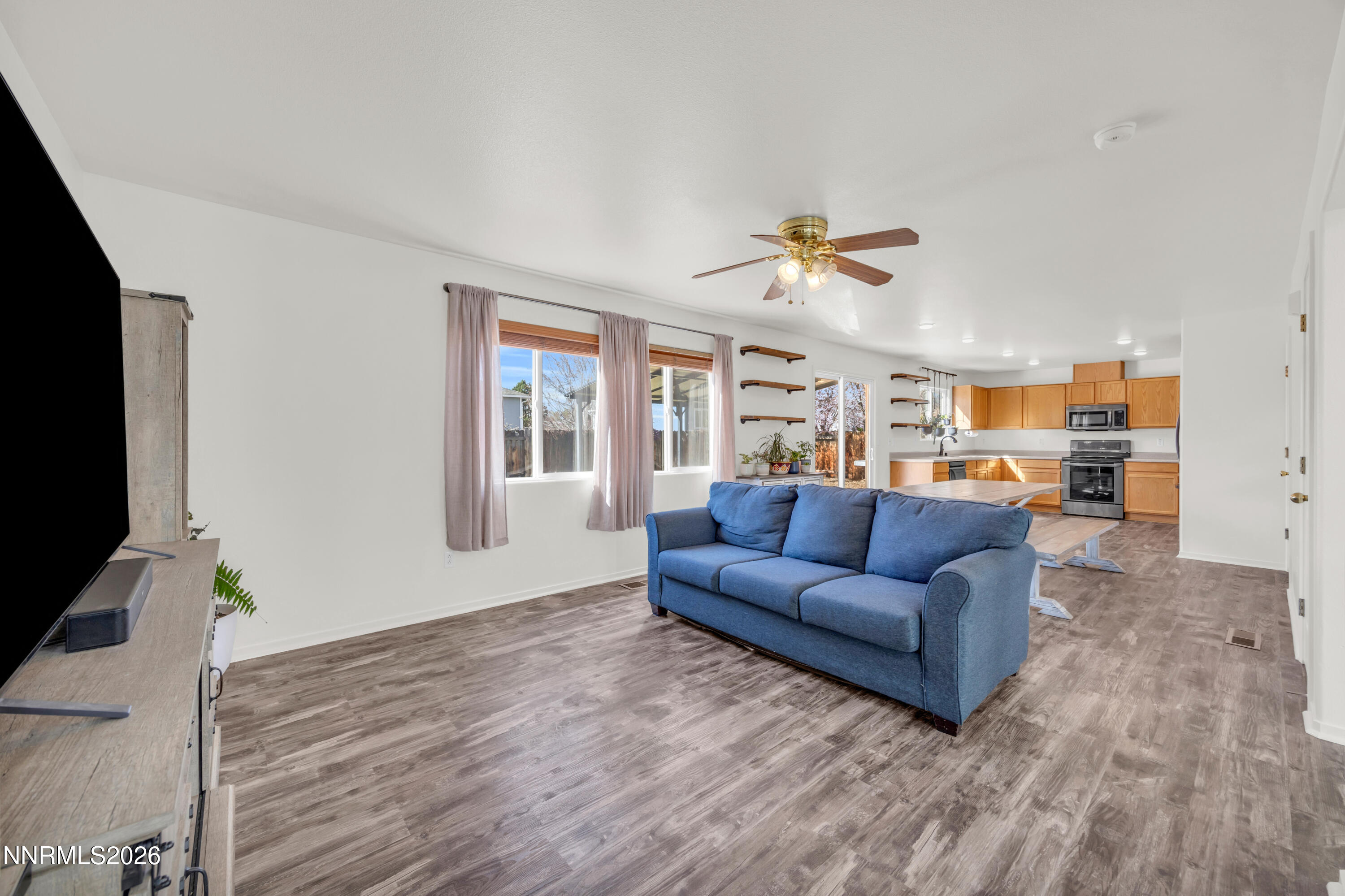 867 Spanish Springs Road Sparks, NV 89434 - Photo 6 of 31 20_img_6806