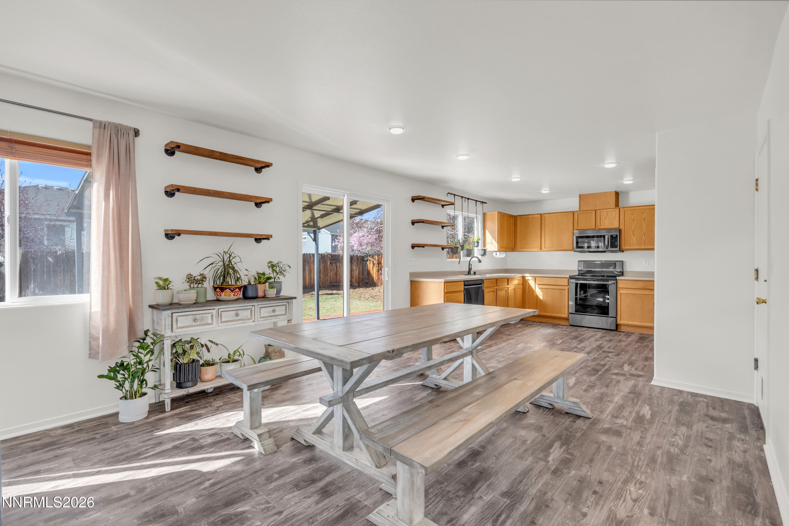 867 Spanish Springs Road Sparks, NV 89434 - Photo 7 of 31 23_img_6831