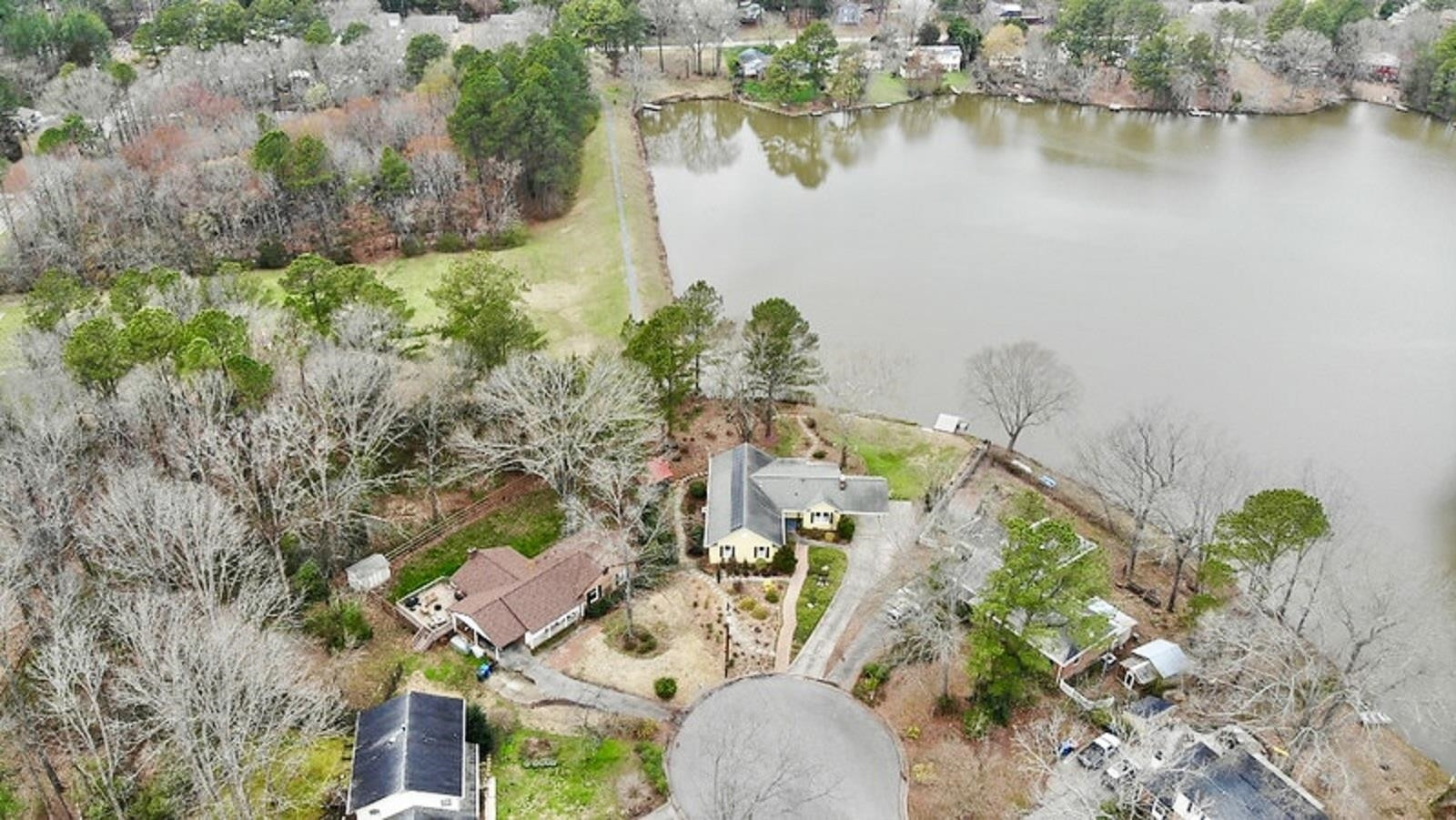 112 Foxcroft Lane Durham, NC 27713 - Photo 41 of 47 Photo 44