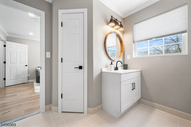 $595,000 | 31 Angela Way, Berkeley Heights, NJ 07922