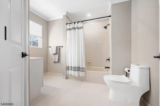 $595,000 | 31 Angela Way, Berkeley Heights, NJ 07922