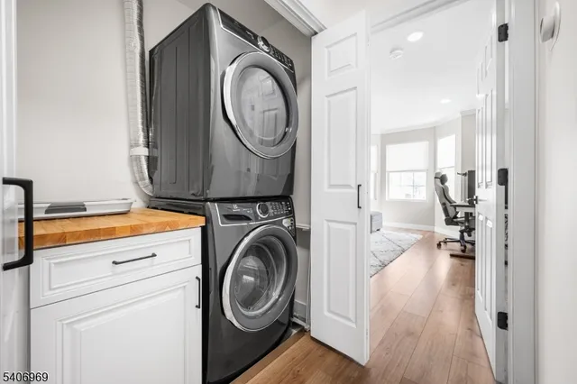 $595,000 | 31 Angela Way, Berkeley Heights, NJ 07922