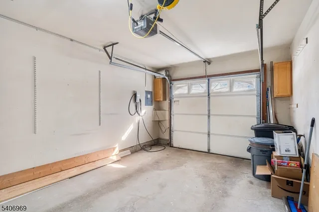 $595,000 | 31 Angela Way, Berkeley Heights, NJ 07922