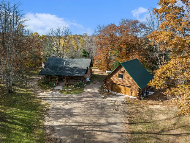 $945,000 | 15778 Peters Farm Road, Irons, MI 49644