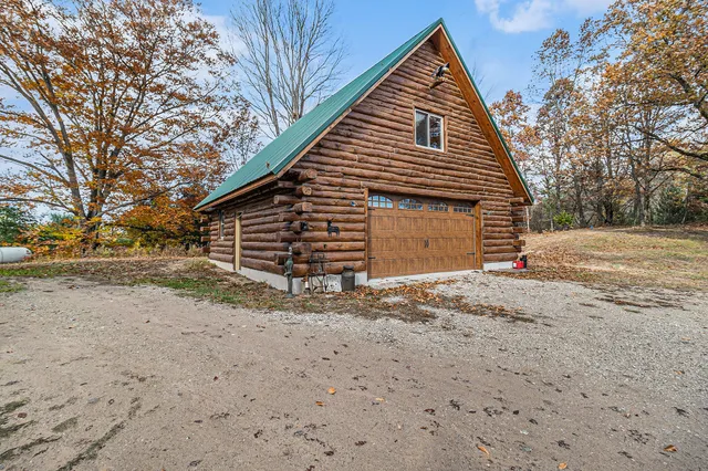 $945,000 | 15778 Peters Farm Road, Irons, MI 49644