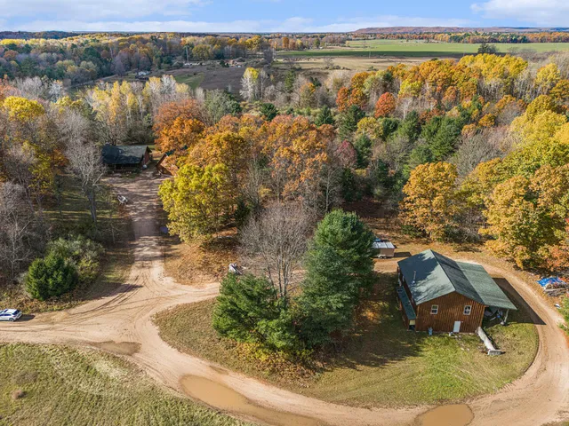 $945,000 | 15778 Peters Farm Road, Irons, MI 49644