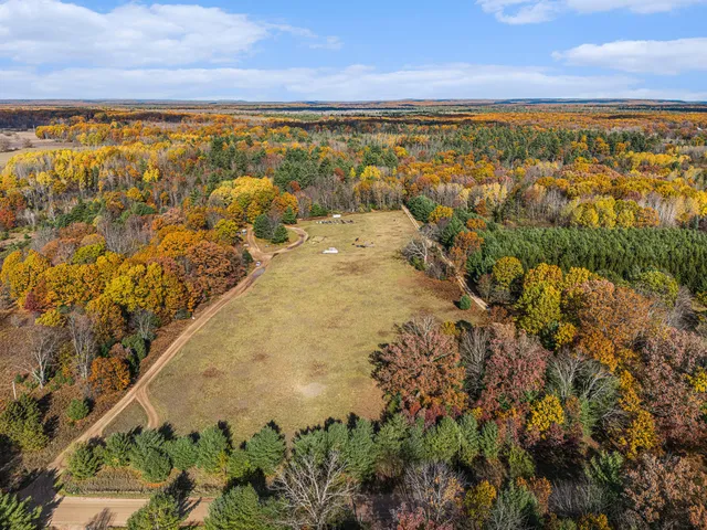 $945,000 | 15778 Peters Farm Road, Irons, MI 49644