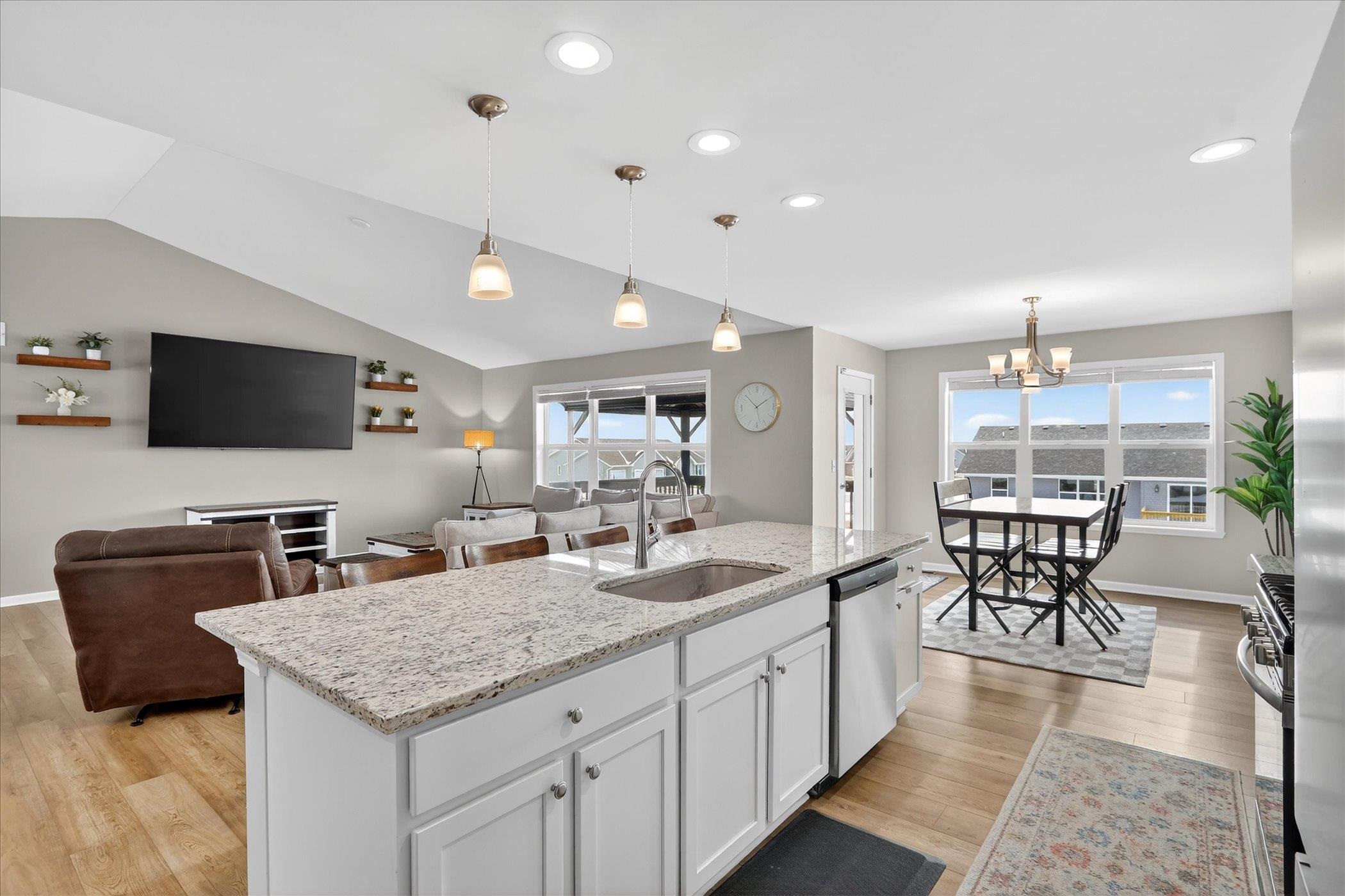 3709 Prairie Falcon Pass Beloit, WI 53511 - Photo 22 of 54