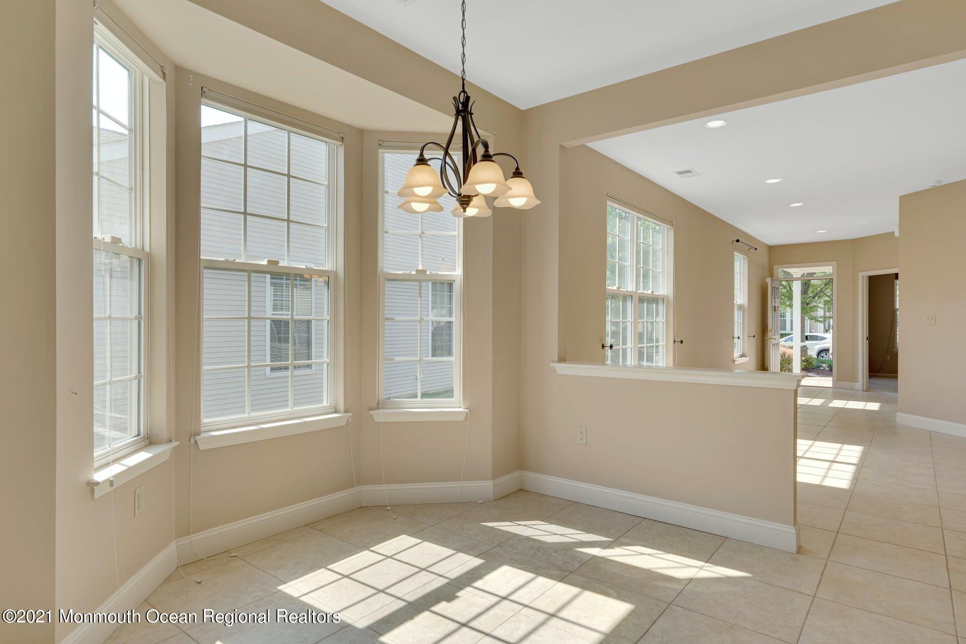 28 Hartack Road Manalapan, NJ 07726 - Photo 25 of 81 010-383685-210521-00604-87_10225607