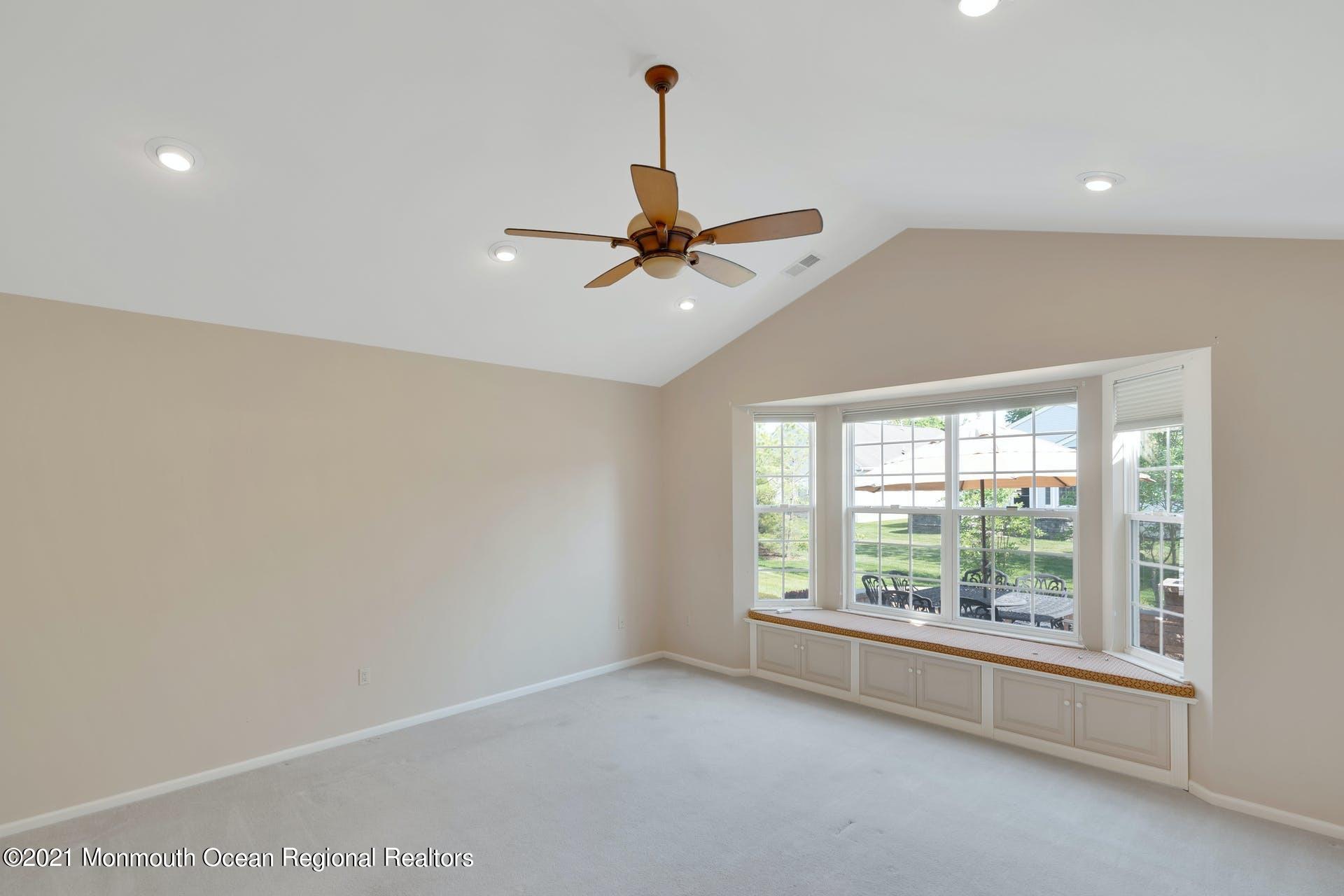 28 Hartack Road Manalapan, NJ 07726 - Photo 39 of 81 020-383685-210521-00691-141_10225629