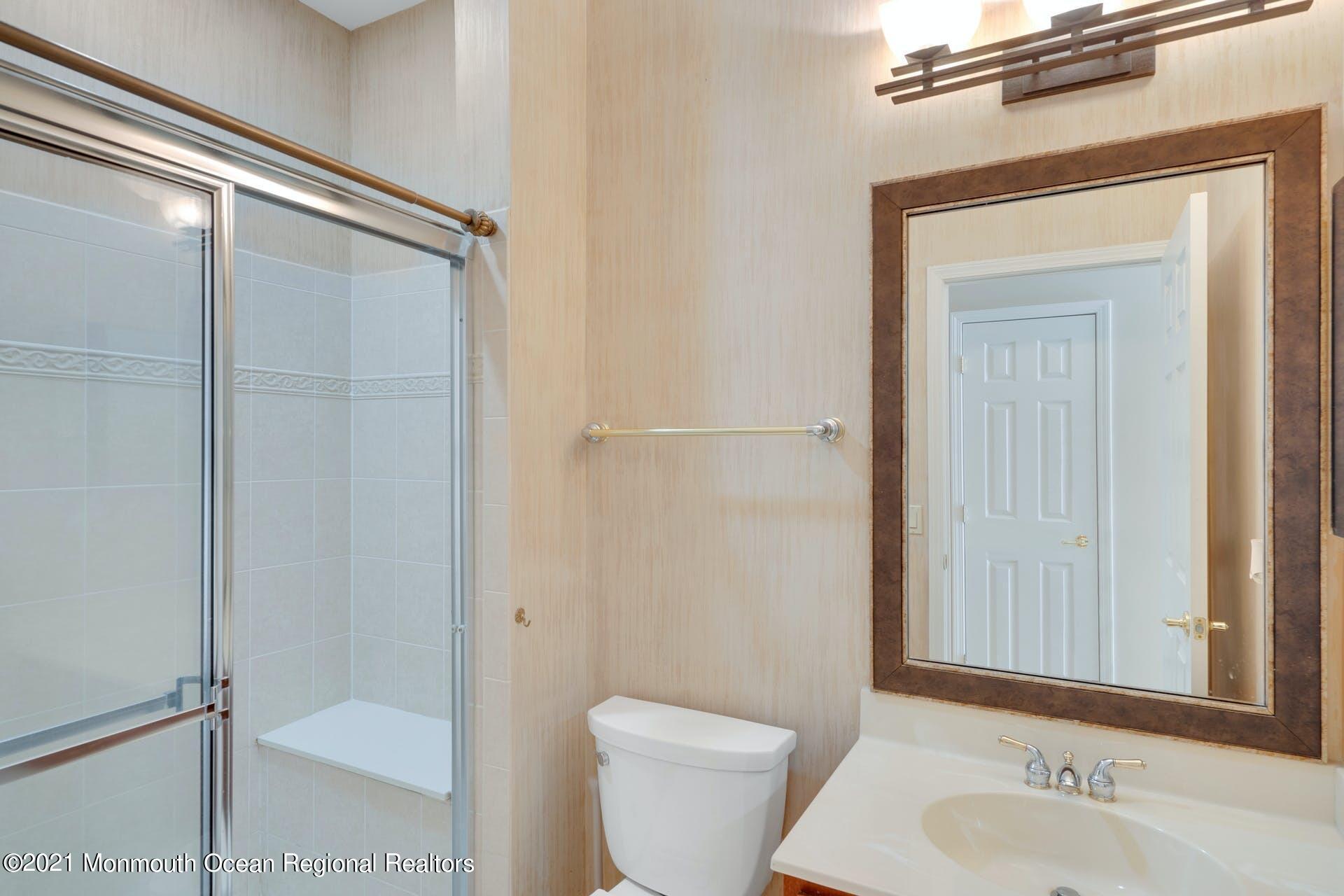 28 Hartack Road Manalapan, NJ 07726 - Photo 80 of 81 030-383685-210521-00553-50_10225586