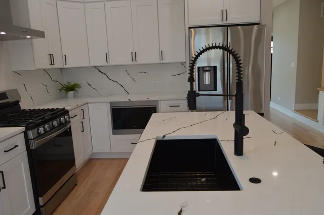 $829,000 | 3755 North Odell Avenue, Chicago, IL 60634