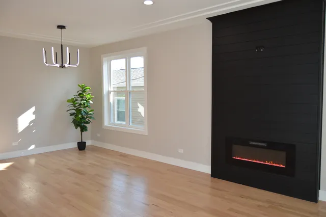 $829,000 | 3755 North Odell Avenue, Chicago, IL 60634