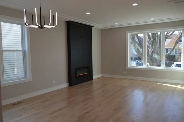 $829,000 | 3755 North Odell Avenue, Chicago, IL 60634