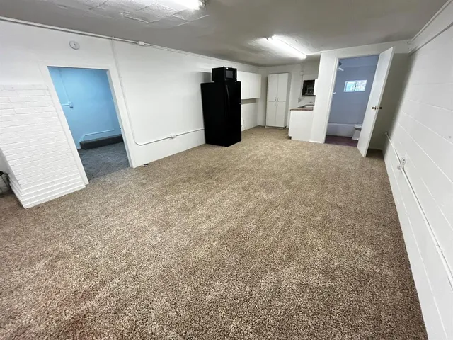 $2,150 | 923 North 9th Street, Midlothian, TX 76065