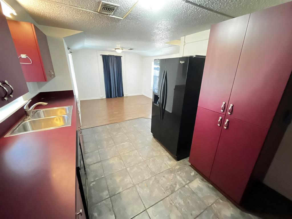 923 North 9th Street Midlothian, TX 76065 - Photo 6 of 19