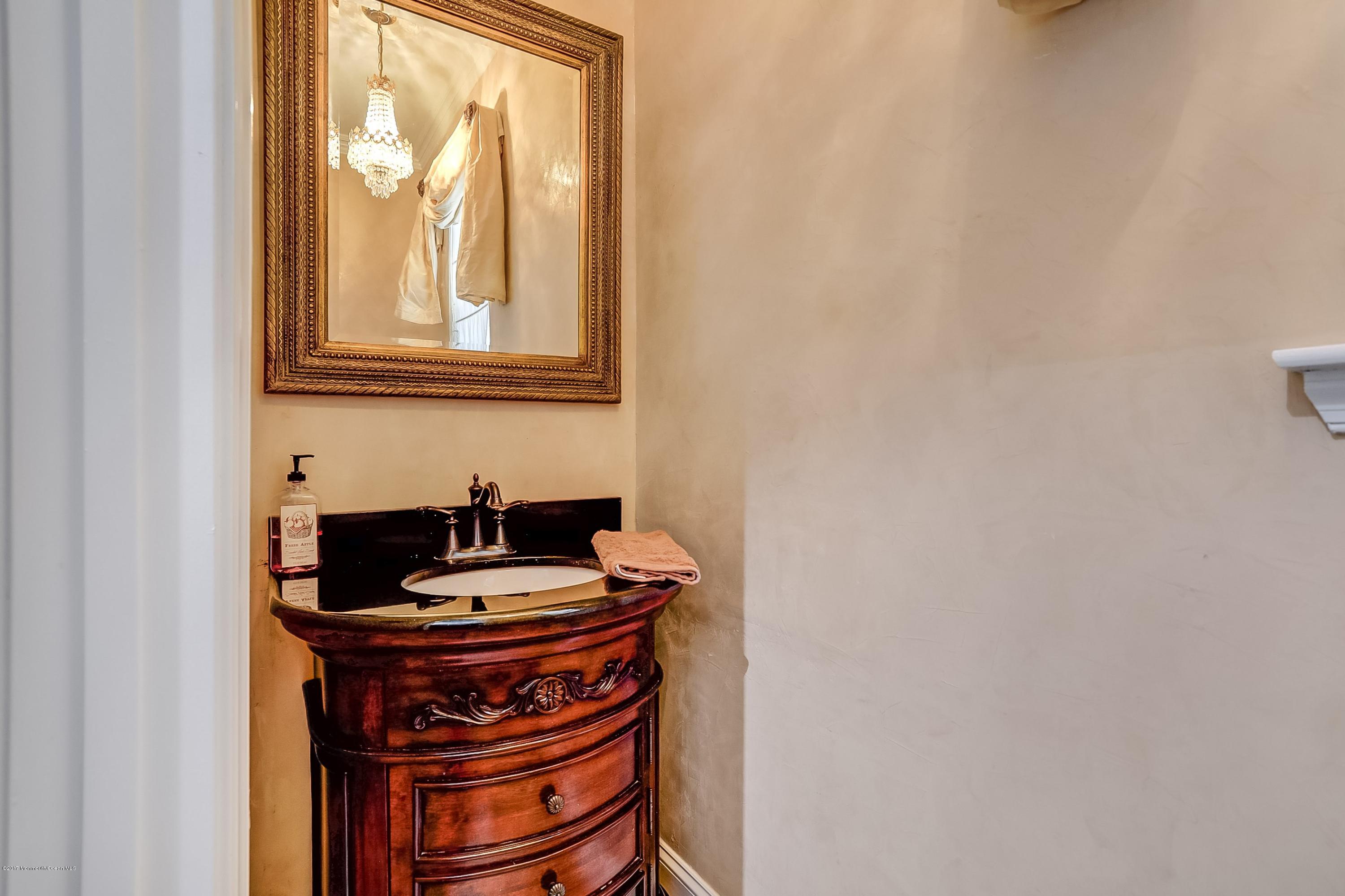 2 Queens Pass Colts Neck, NJ 07722 - Photo 14 of 25 014_Powder Room