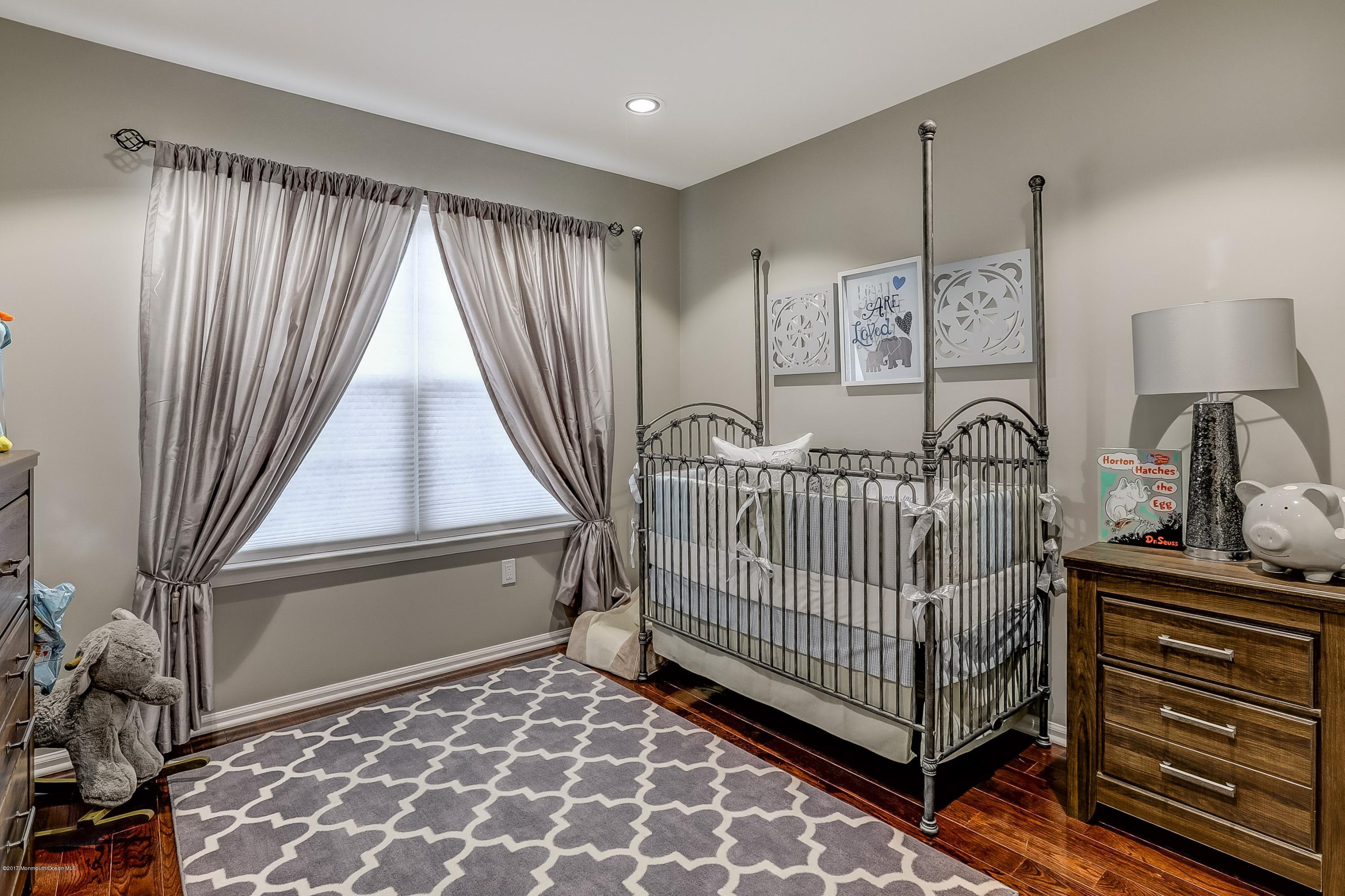 2 Queens Pass Colts Neck, NJ 07722 - Photo 20 of 25 020_Bedroom