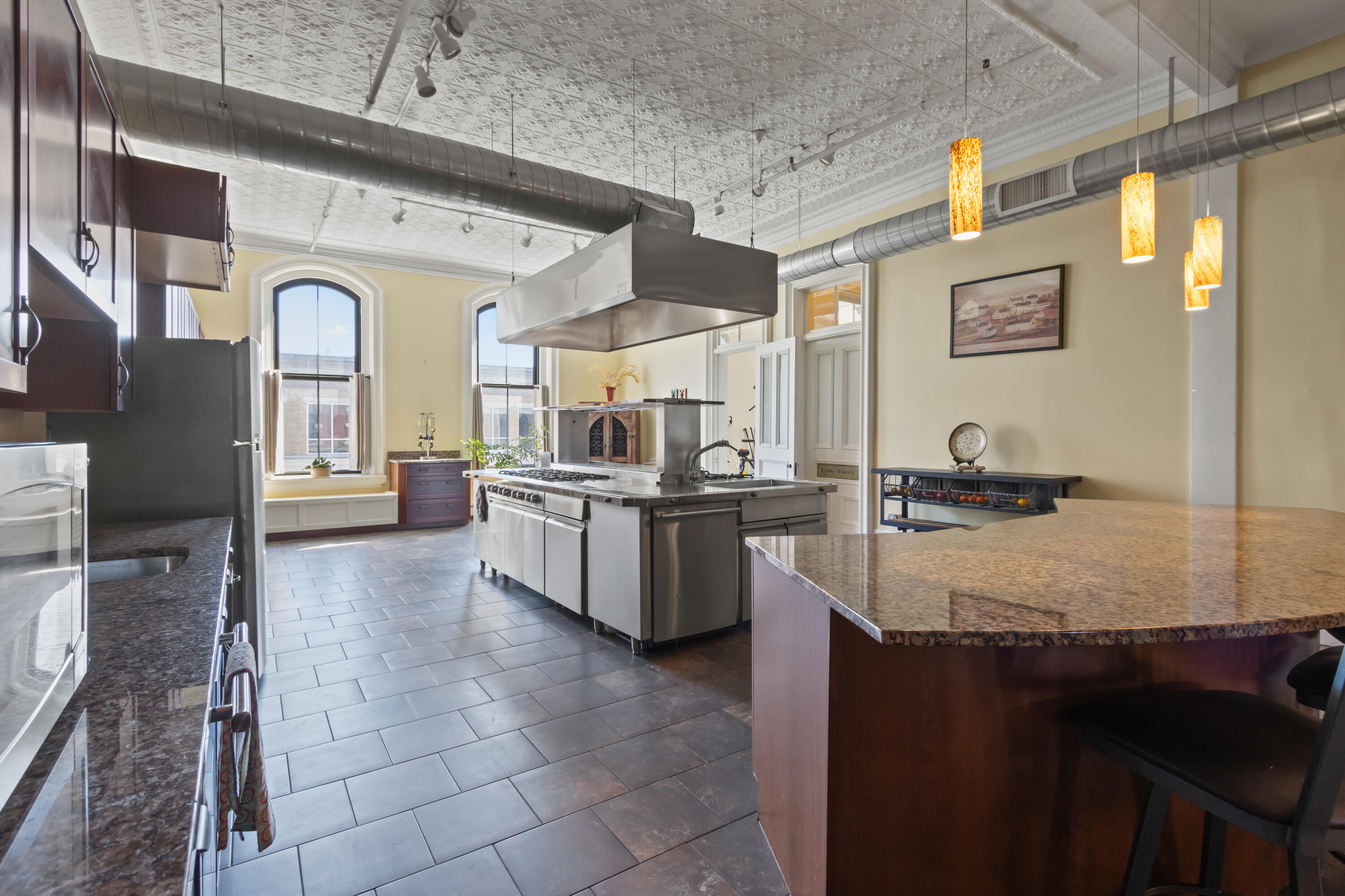 49 Lisbon Street, Unit 2 Lewiston, ME 04240 - Photo 11 of 61 20260409KH-71039