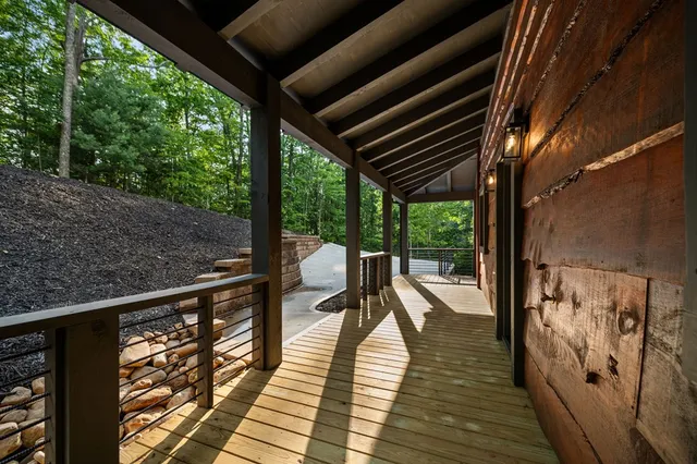 $1,199,900 | 395 Pontoosuc Drive, Mineral Bluff, GA 30559