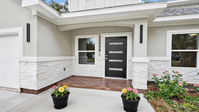 $350,000 | 15608 Navajo Trail, Willis, TX 77378