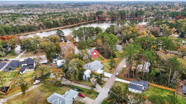 $350,000 | 15608 Navajo Trail, Willis, TX 77378