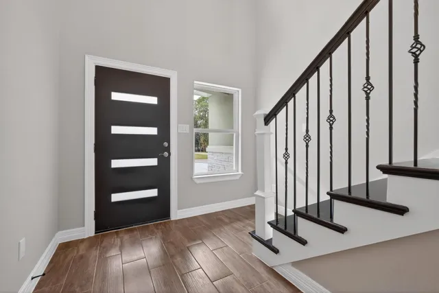 $350,000 | 15608 Navajo Trail, Willis, TX 77378