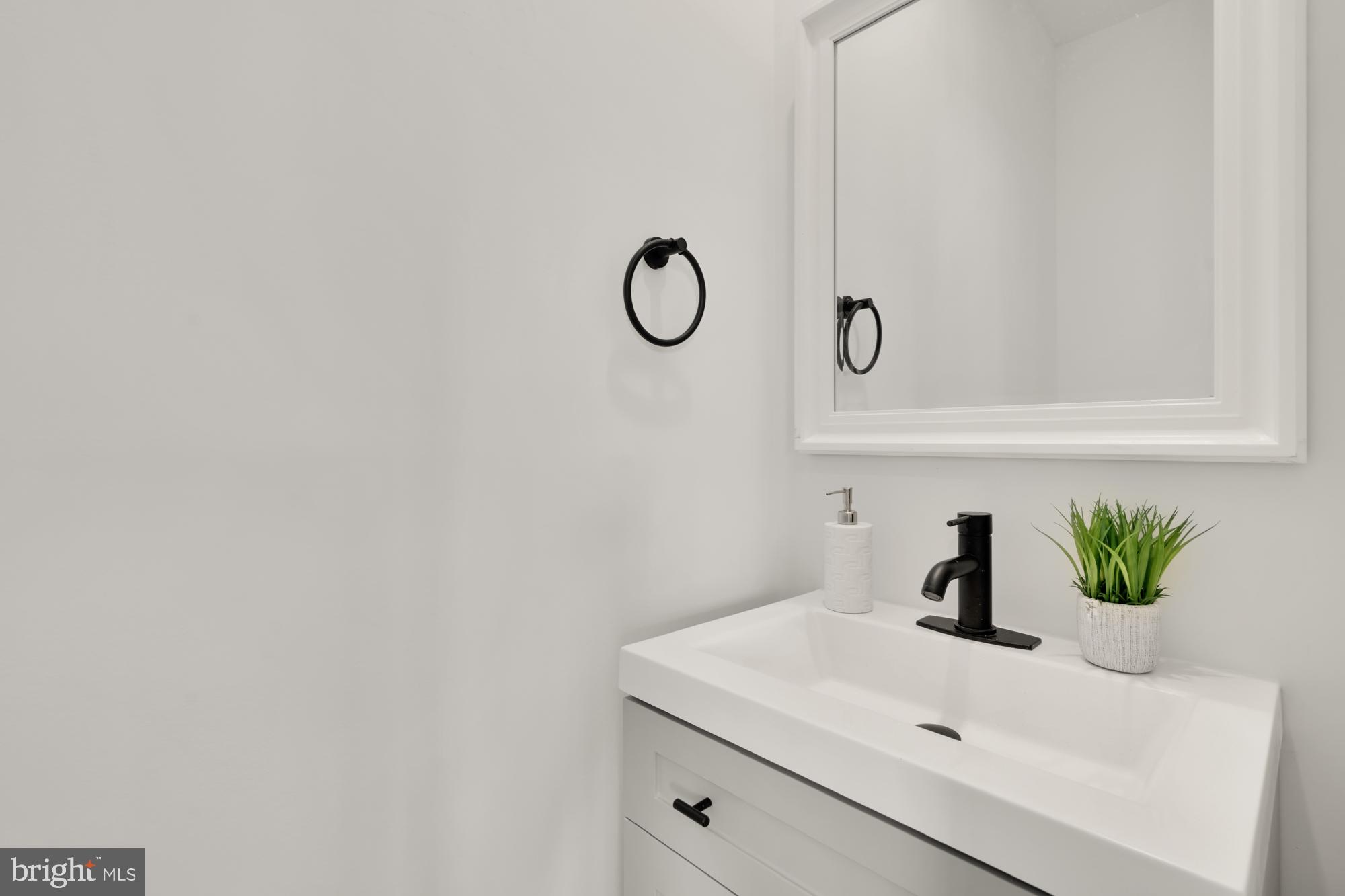 4200 3rd Street Northwest Washington, DC 20011 - Photo 19 of 59 Powder Room