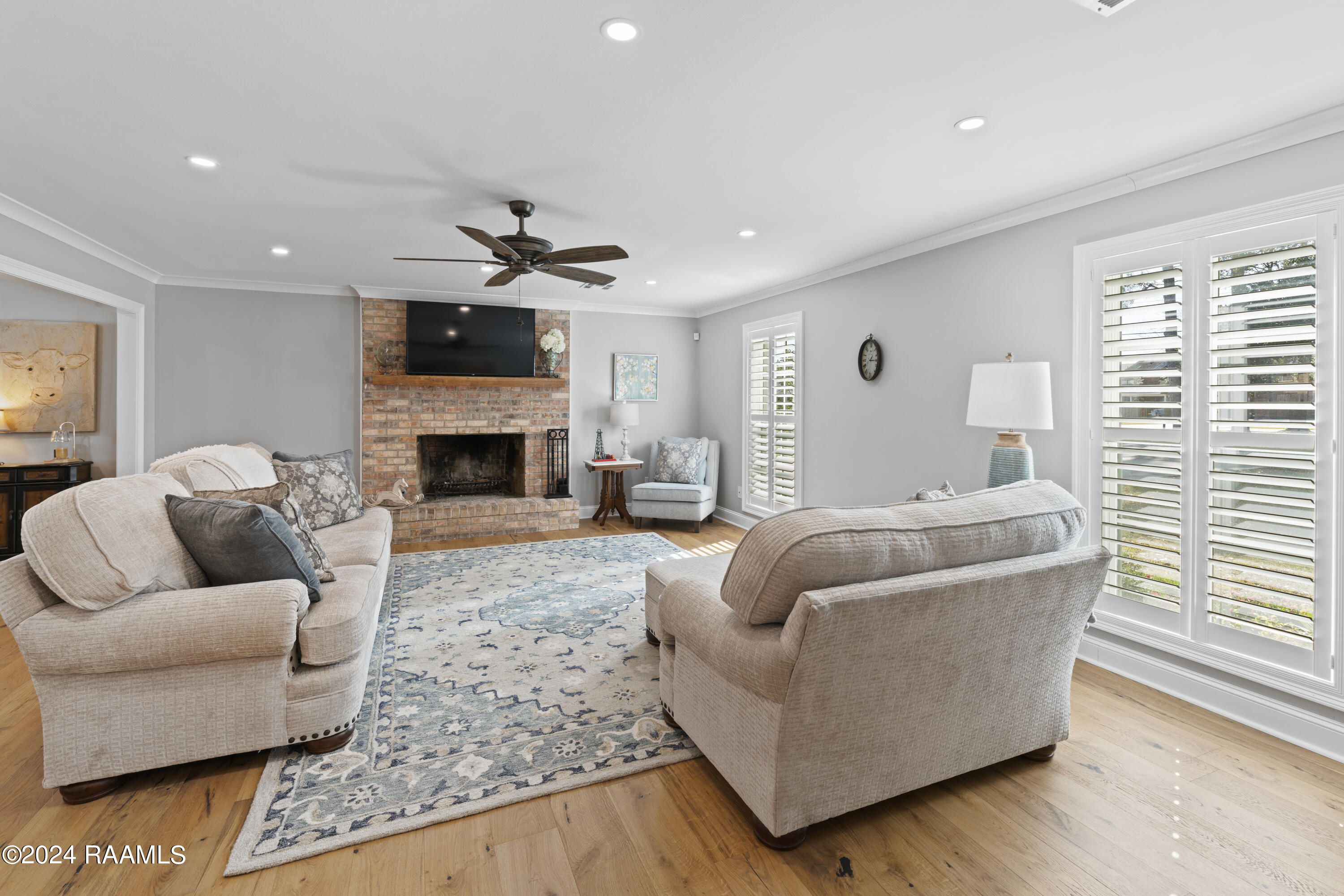 144 Steiner Road Lafayette, LA 70508 - Photo 6 of 48 Living Room