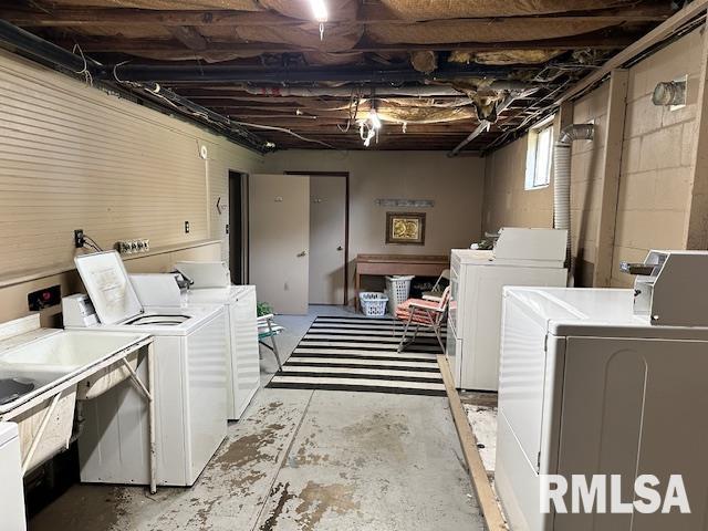102 Elm Street Dawson, IL 62520 - Photo 12 of 16