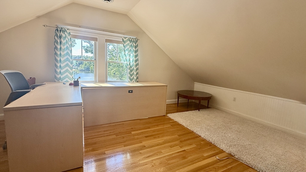 10 Wedge Pond Road, Unit 10 Winchester, MA 01890 - Photo 11 of 26