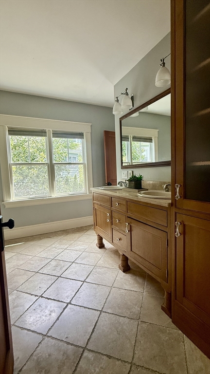 10 Wedge Pond Road, Unit 10 Winchester, MA 01890 - Photo 13 of 26