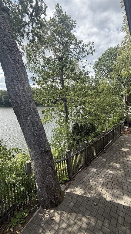 10 Wedge Pond Road, Unit 10 Winchester, MA 01890 - Photo 19 of 26