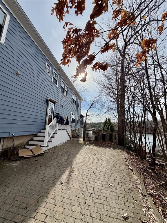 10 Wedge Pond Road, Unit 10 Winchester, MA 01890 - Photo 2 of 26