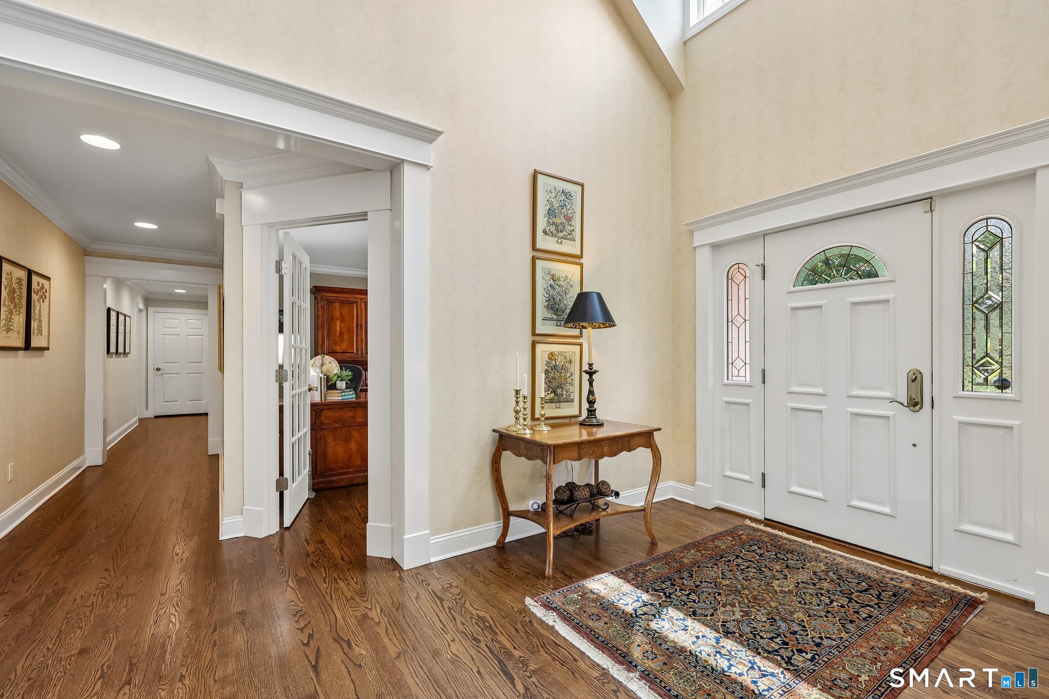 72 Strawberry Hill Road Madison, CT 06443 - Photo 4 of 40 The two story foyer is light, bright and welcoming