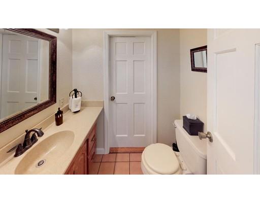 186 Manchaug Road Sutton, MA 01590 - Photo 17 of 28