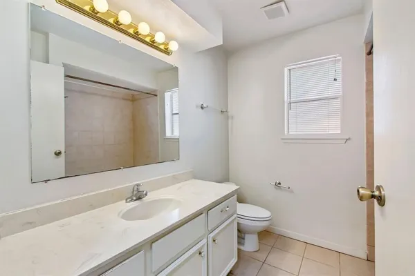 $1,900 | 2106 Wickburn Drive, Spring, TX 77386