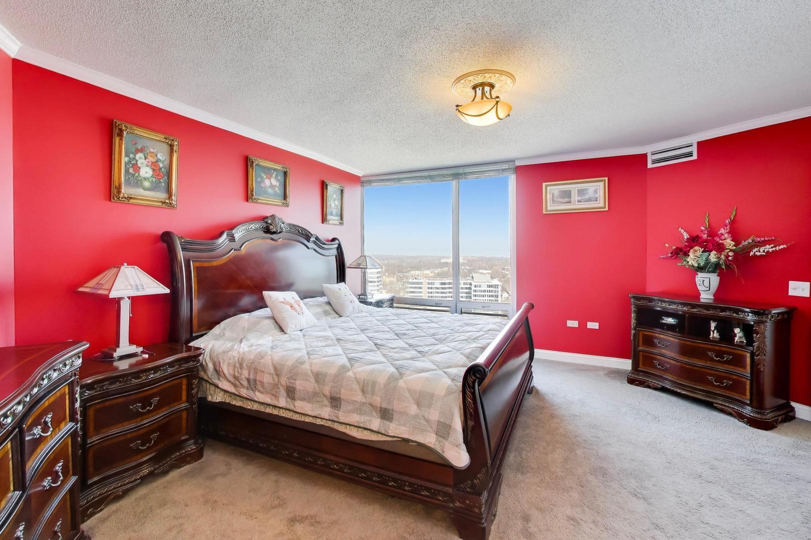 1720 Maple Avenue, Unit 2420 Evanston, IL 60201 - Photo 17 of 76