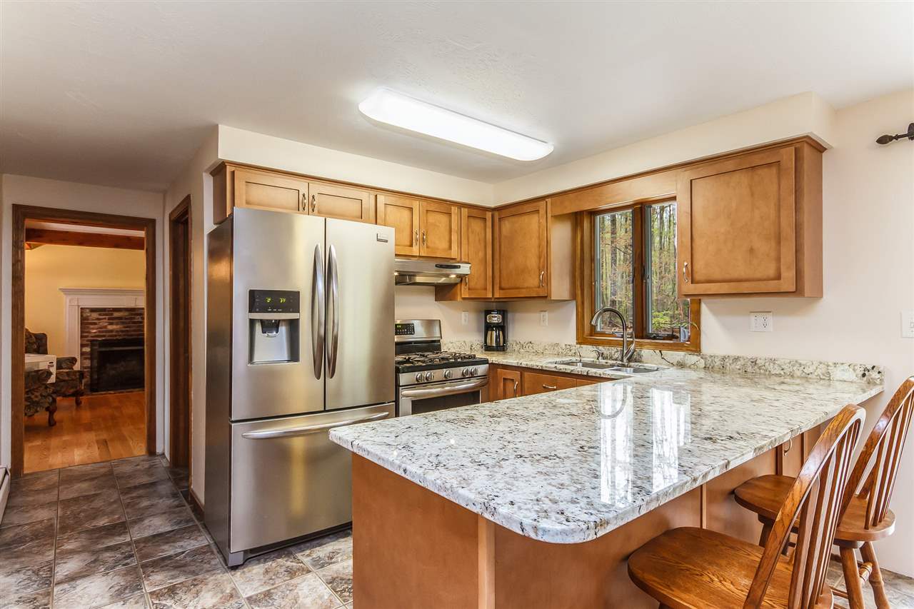 190 Lull Road New Boston, NH 03070 - Photo 5 of 23